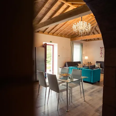 Casa Dos Tomarinhos Santo Espirito